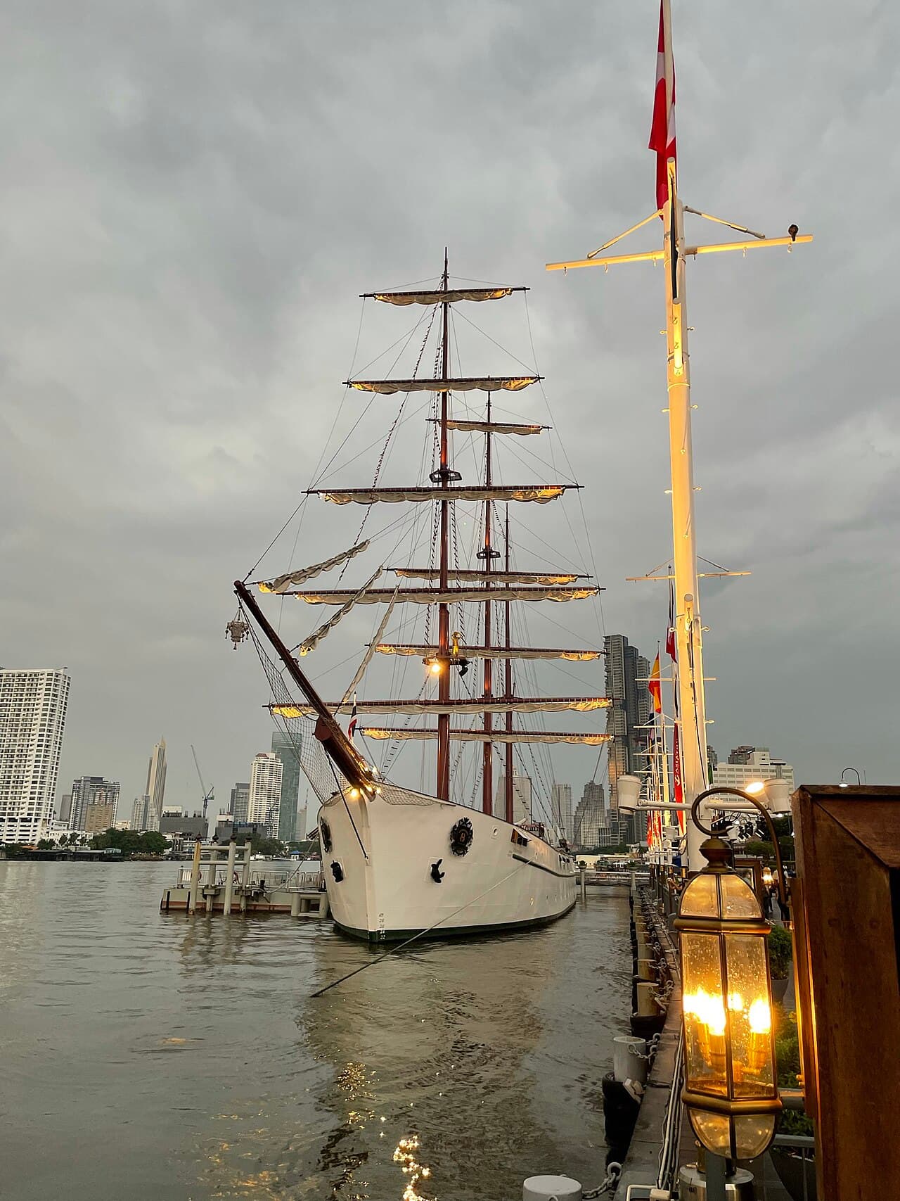 Asiatique riverside night market, Bangkok