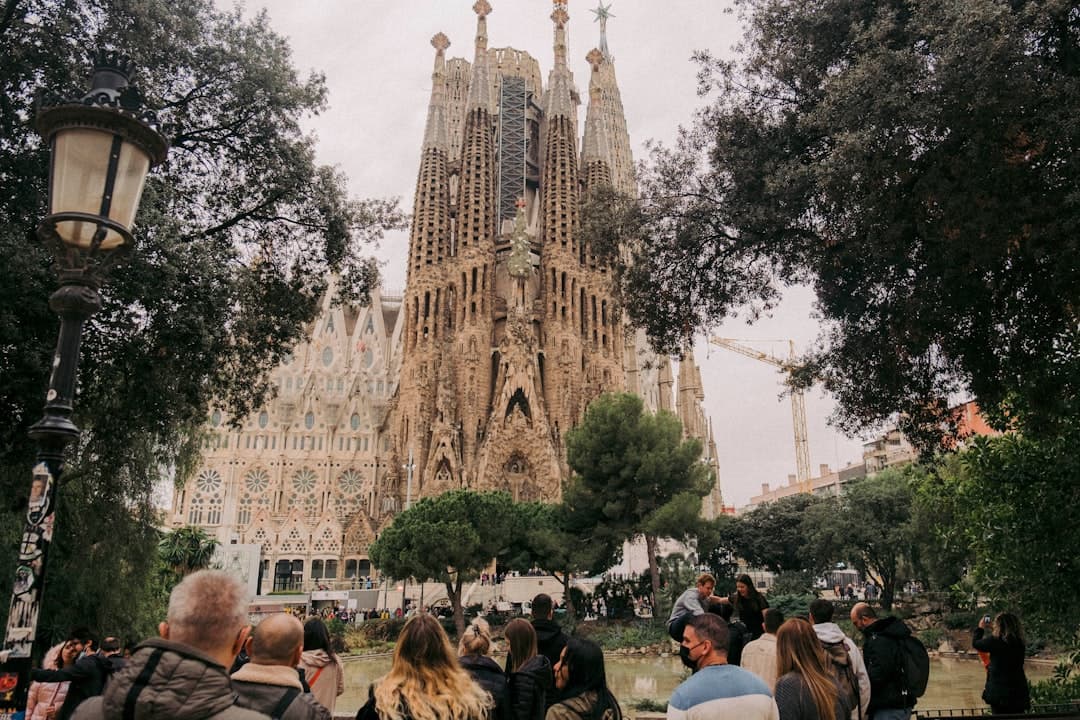 Barcelona — Seaside city — Gaudí, beaches, appetite