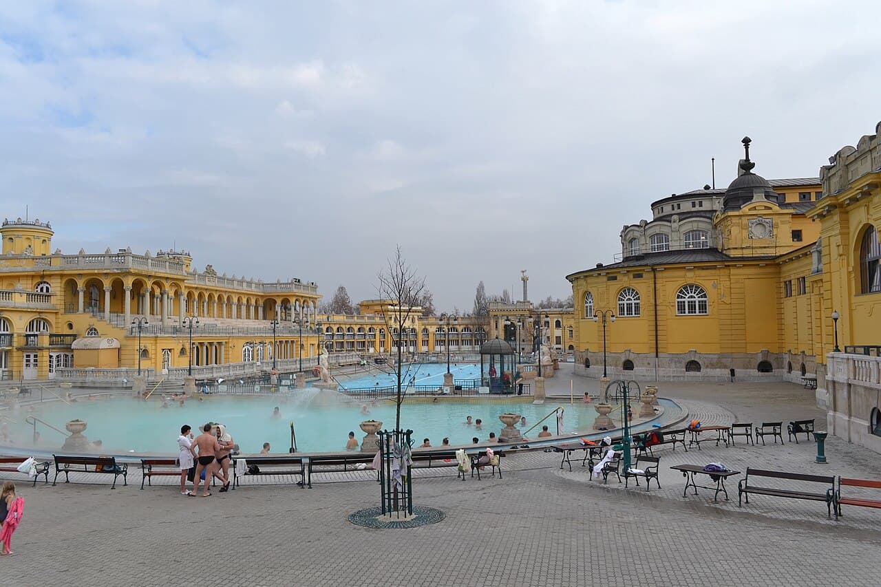 The outdoor pools of the Széchenyi thermal baths, Budapest