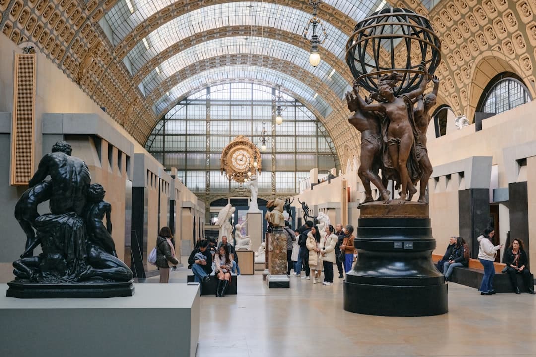 The great hall and giant clock of the Musée d'Orsay