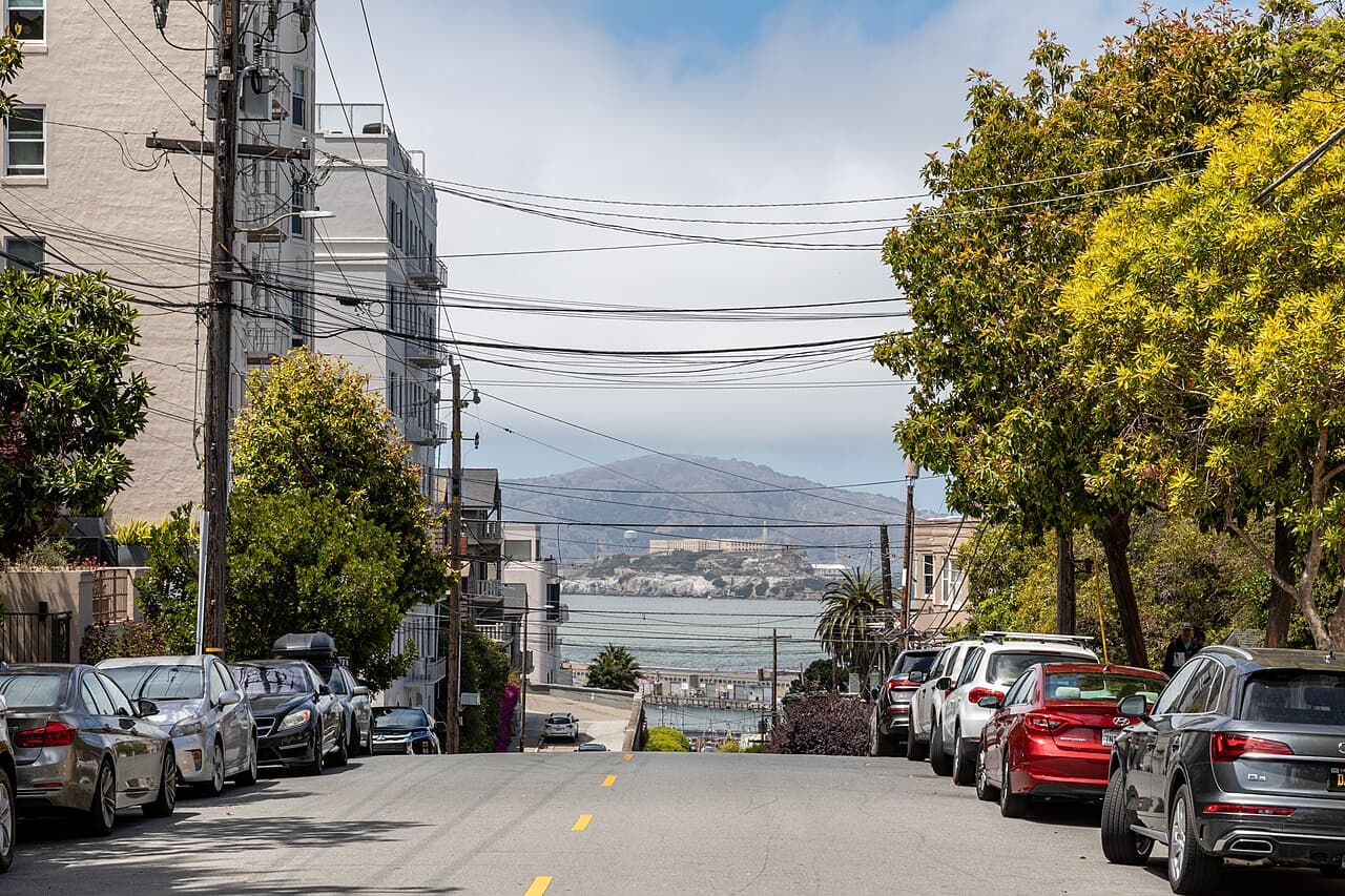The crooked Lombard Street, San Francisco