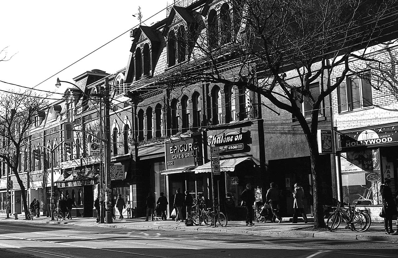 Queen Street West, Toronto