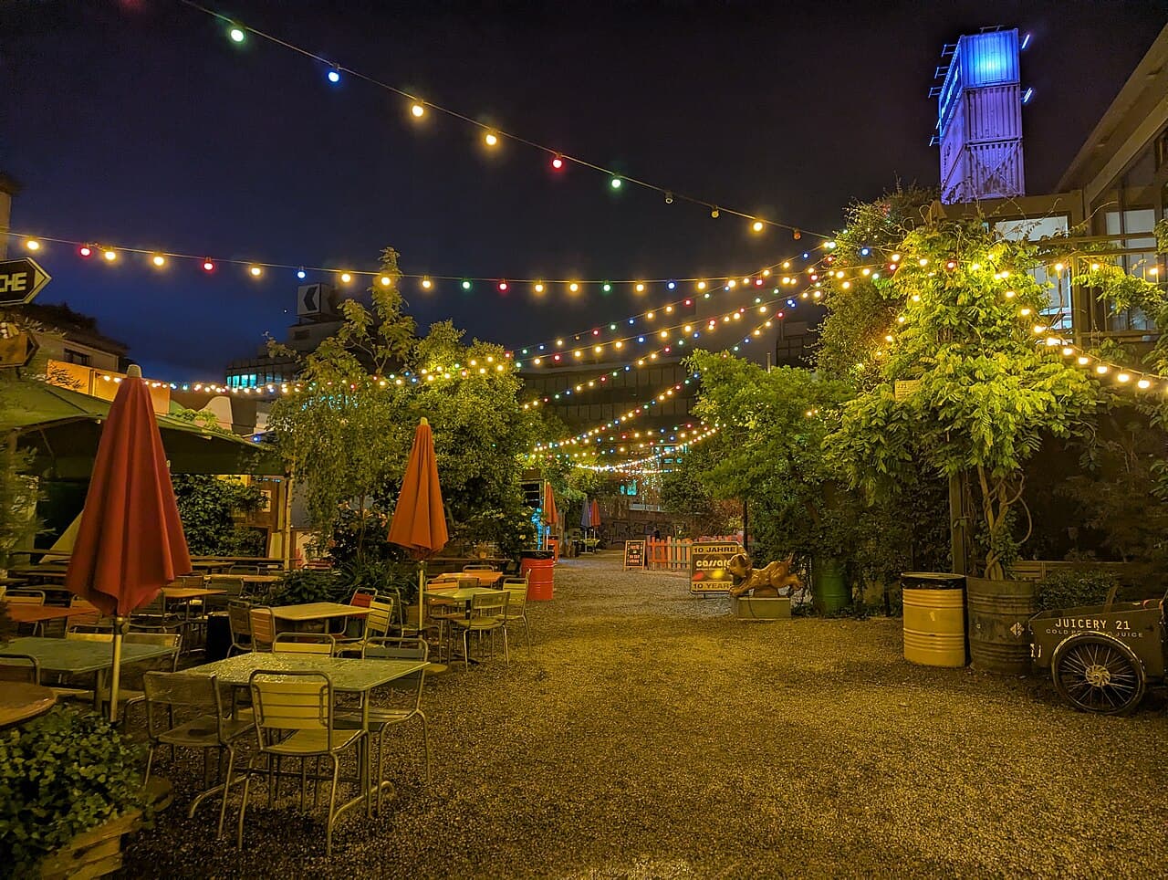 Frau Gerolds Garten bar in Zürich-West