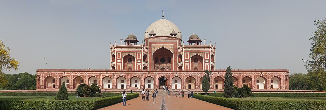 Streets of New Delhi (Lutyens'), Delhi