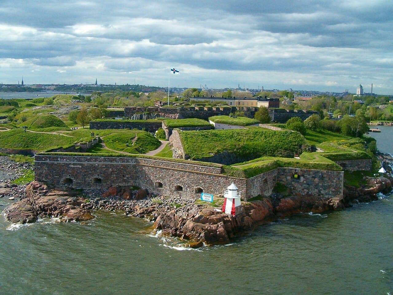 Streets of Katajanokka & the harbour, Helsinki