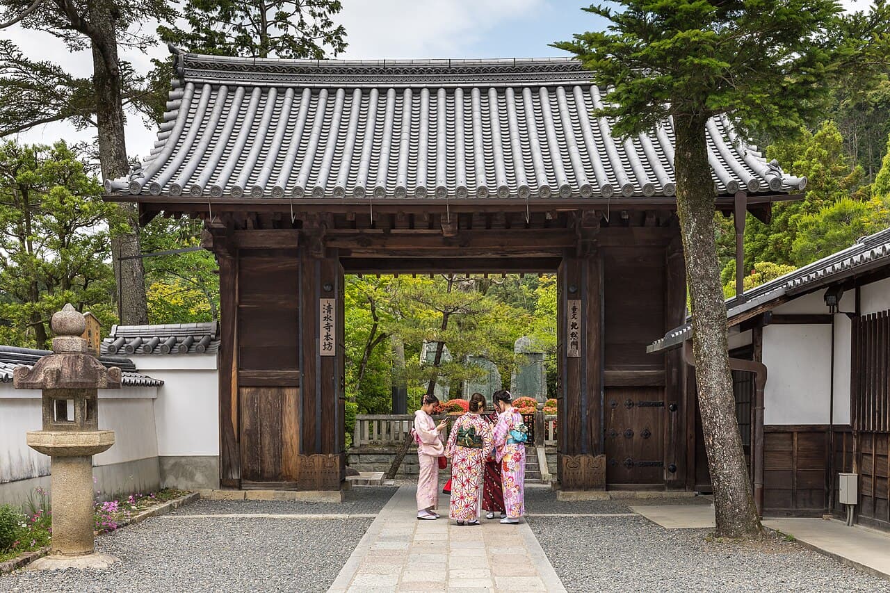 Streets of Higashiyama & Gion, Kyoto