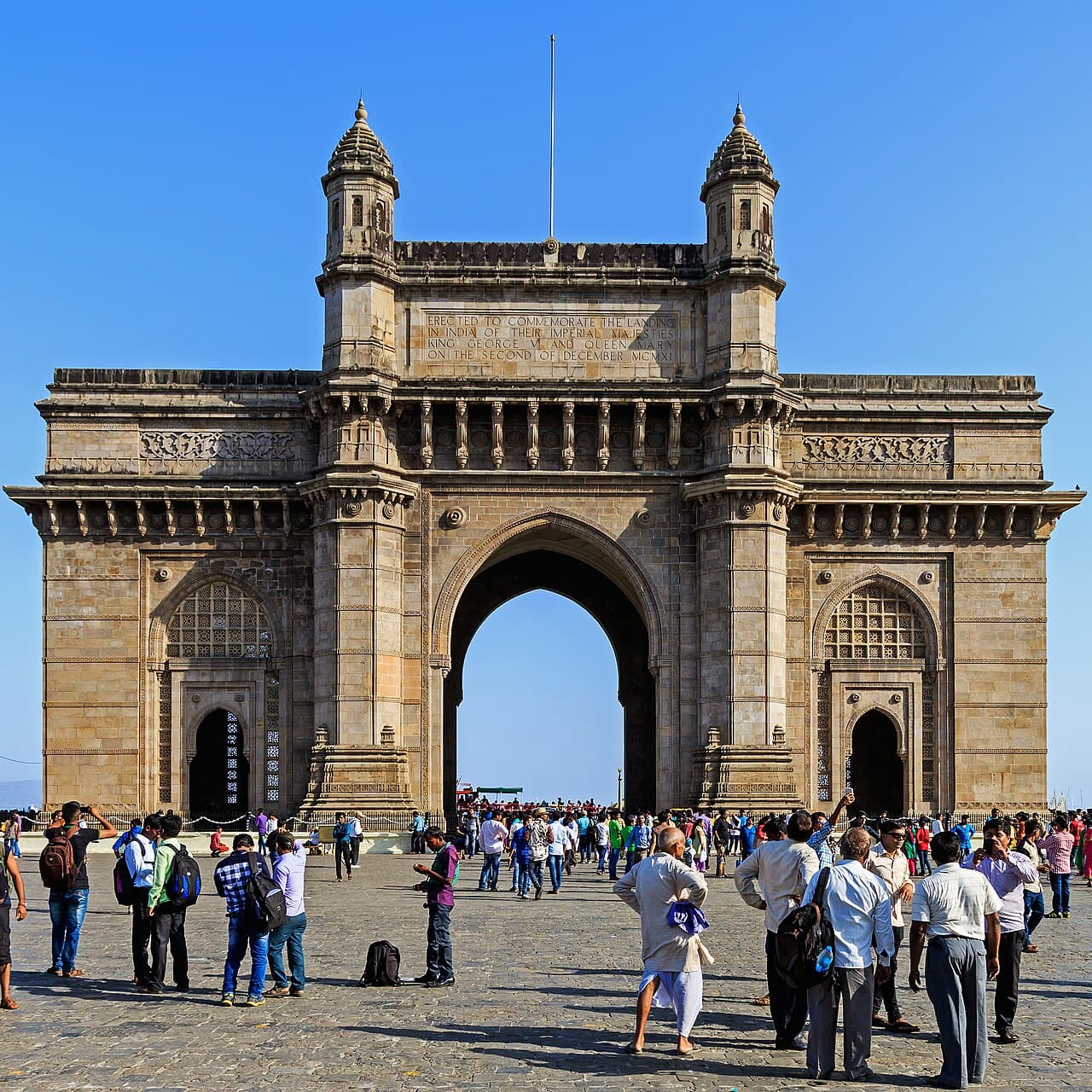 Streets of Colaba & Fort, Mumbai