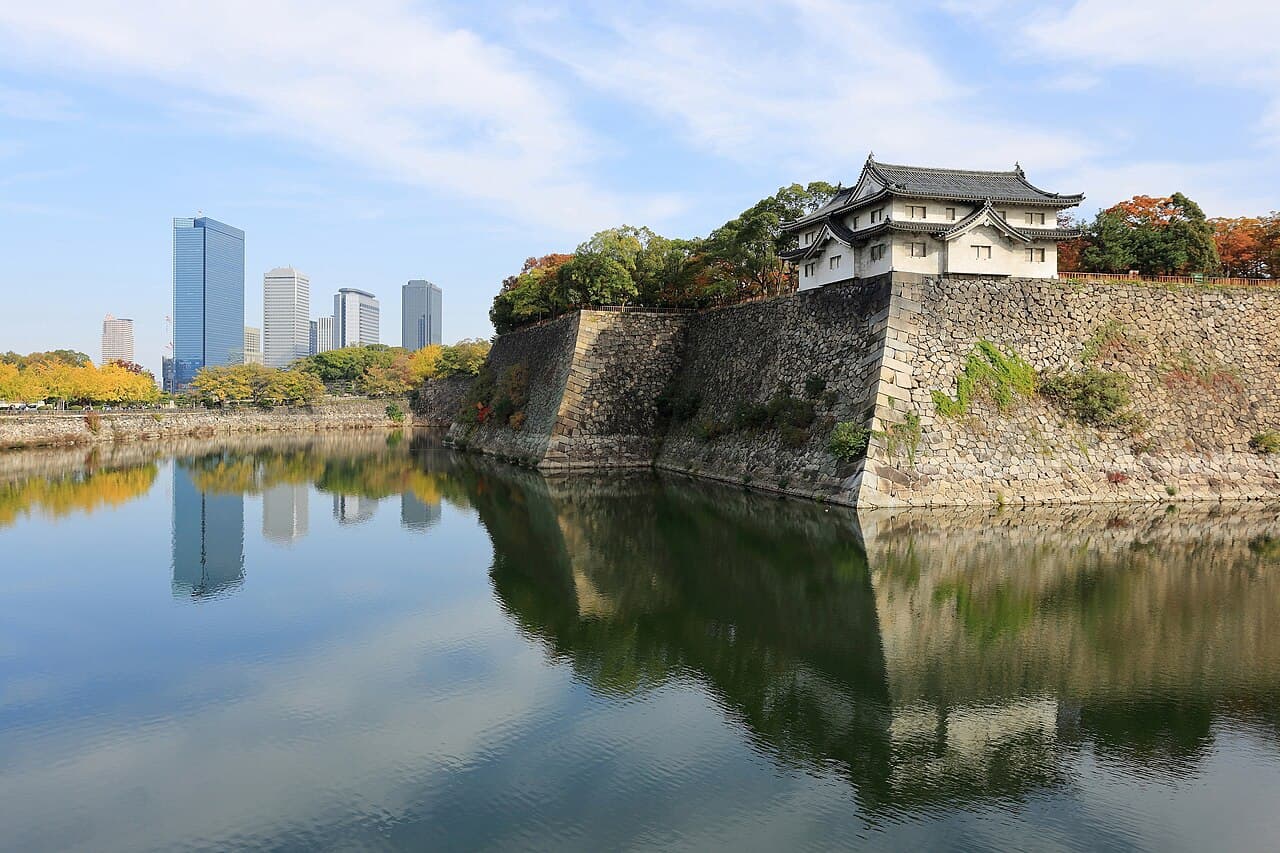 Streets of Osaka Castle & Uehonmachi, Osaka