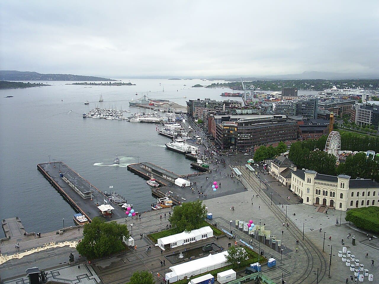 Streets of Aker Brygge & Tjuvholmen, Oslo
