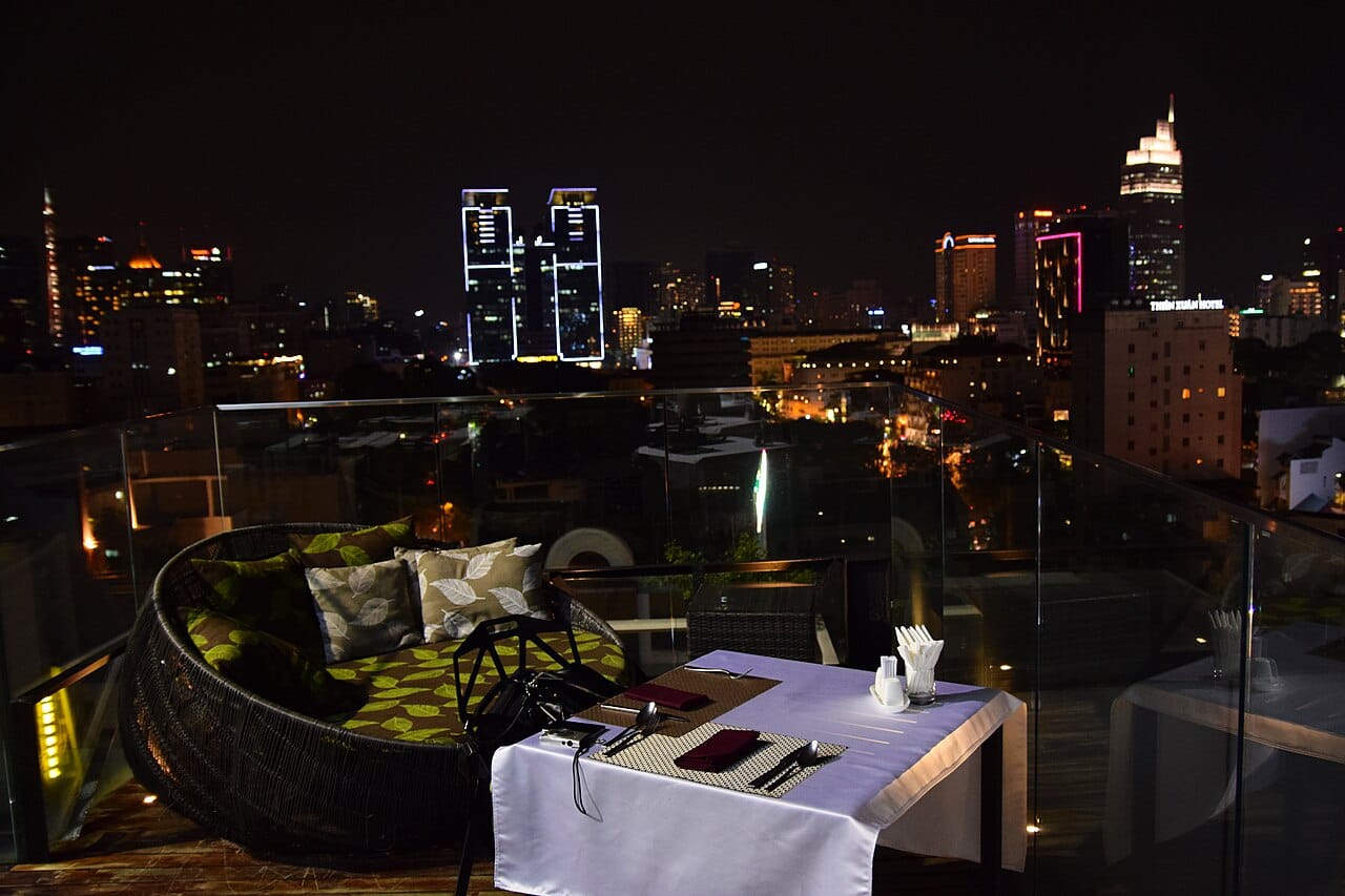 Abu Dhabi rooftop nightlife