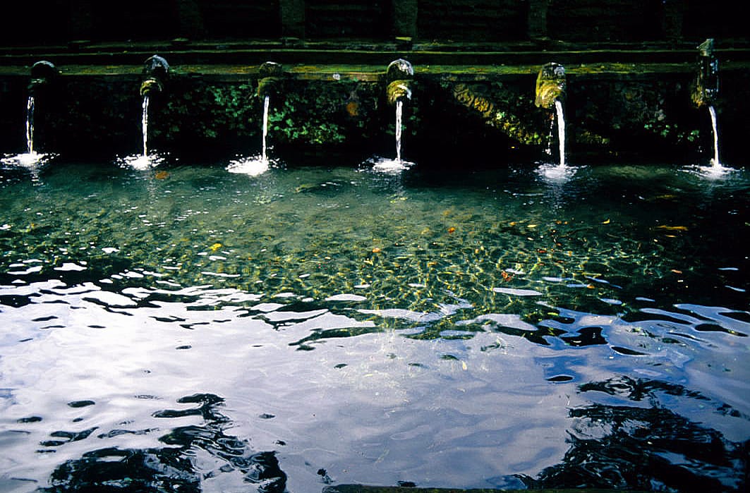 Tirta Empul water temple, Bali