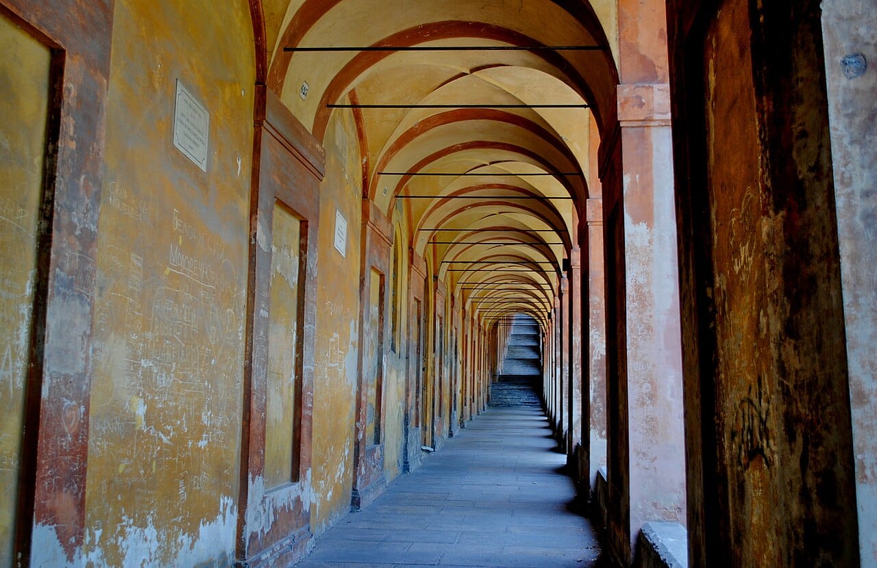 The arcaded porticoes of Bologna