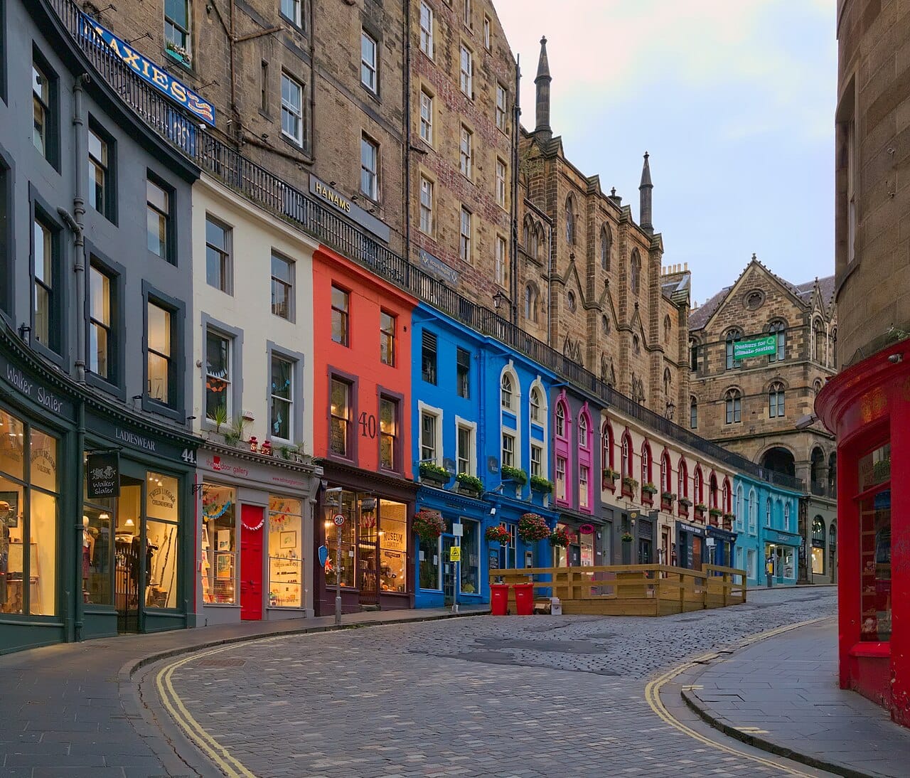 The colourful curve of Victoria Street, Edinburgh