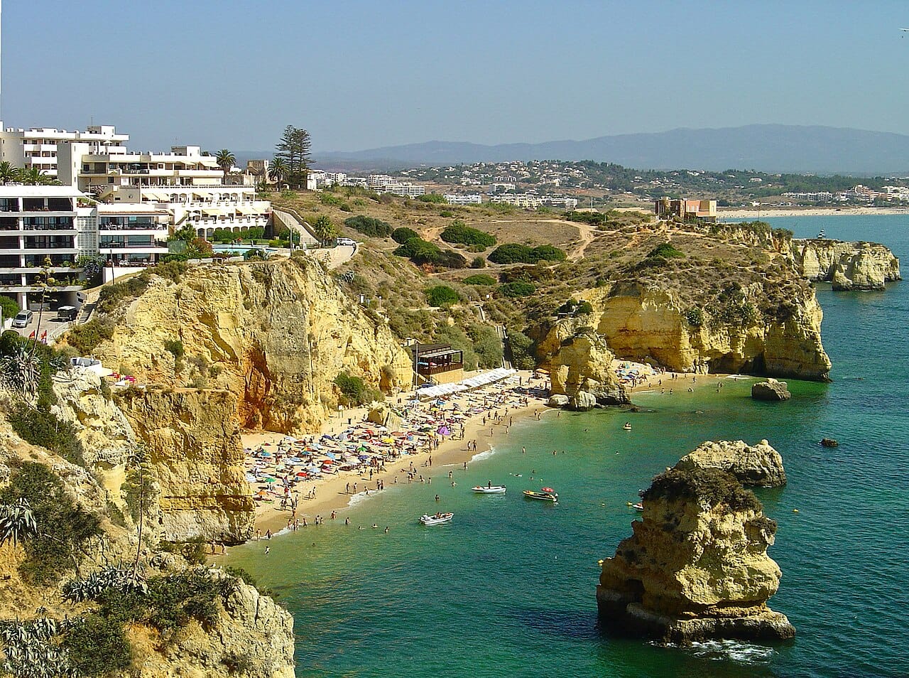 Praia Dona Ana beach and cliffs, Lagos