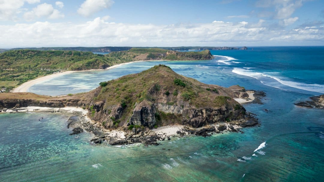 The Malimbu viewpoint over the coast and Gili Islands, Lombok