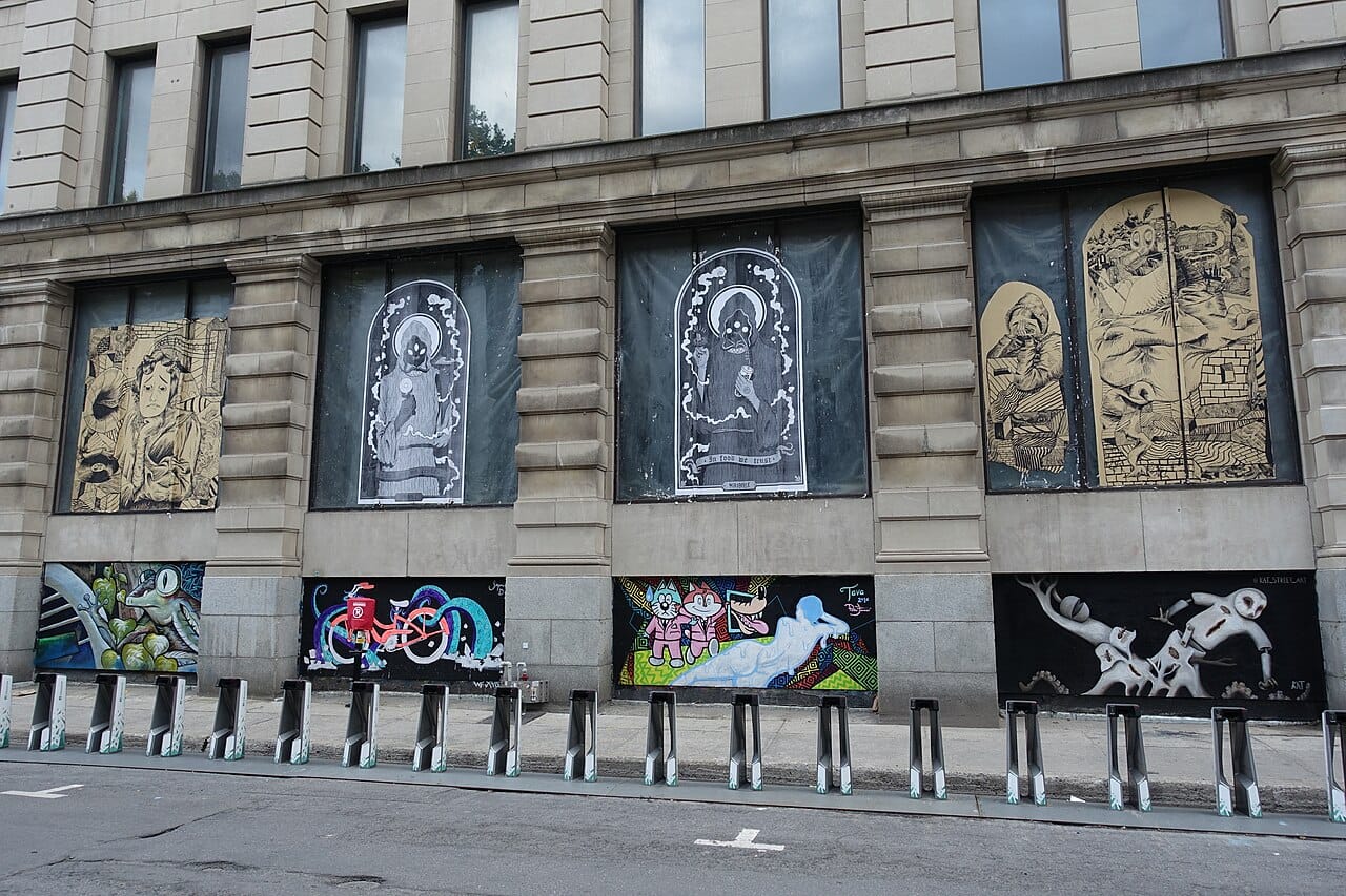 Montreal street murals