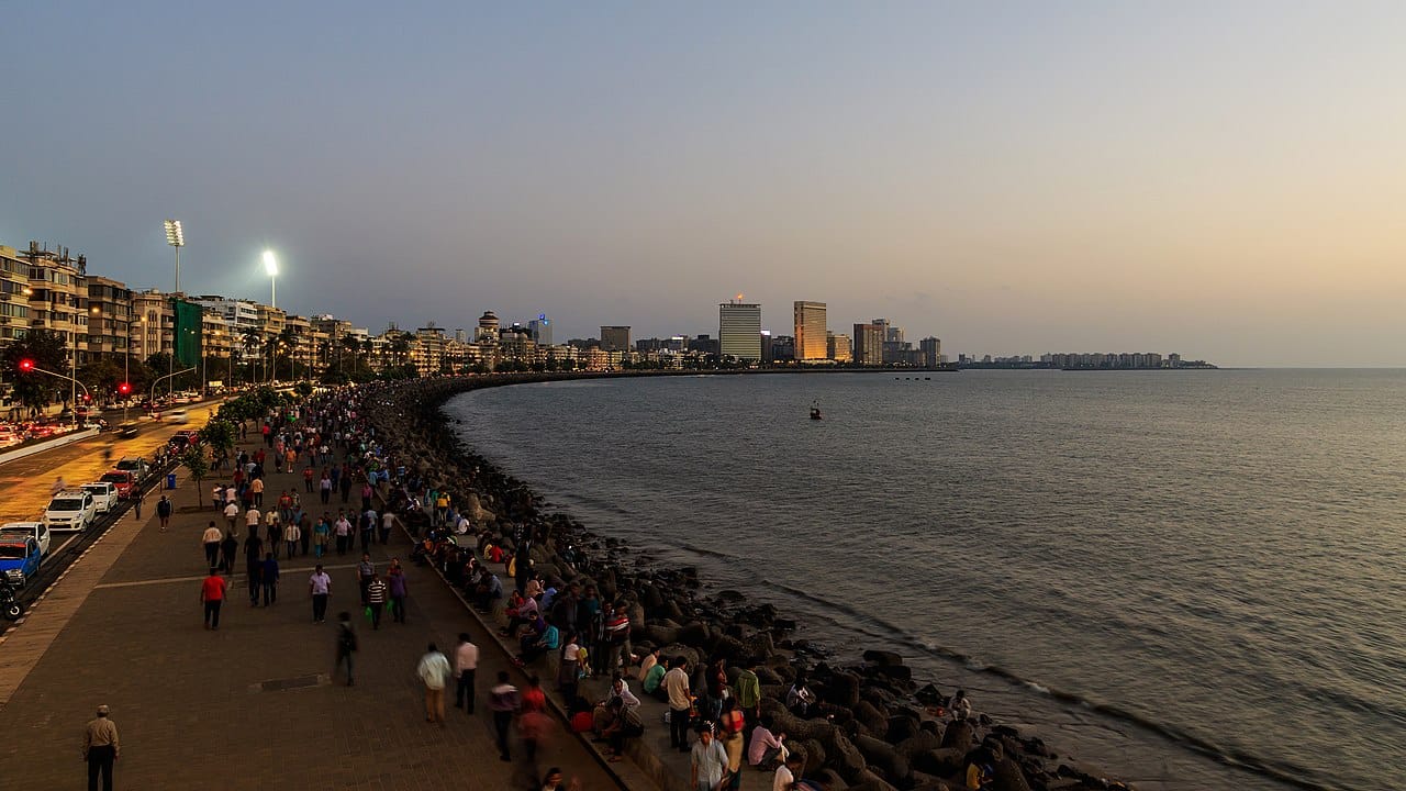 Streets of Marine Drive & Churchgate, Mumbai