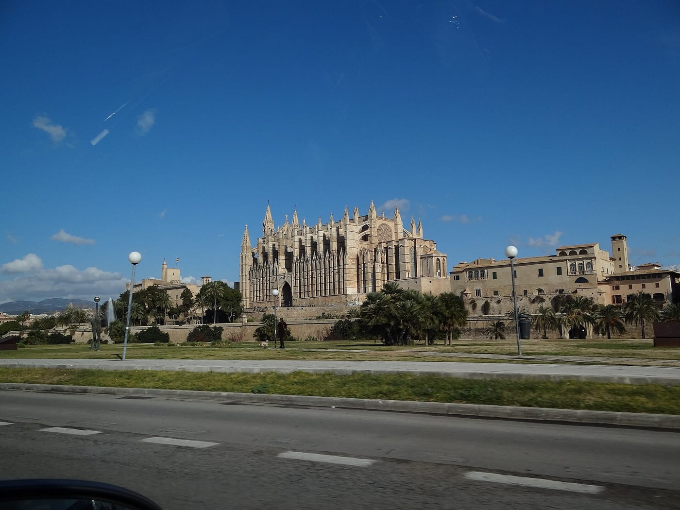 The seafront cycle path along the Bay of Palma