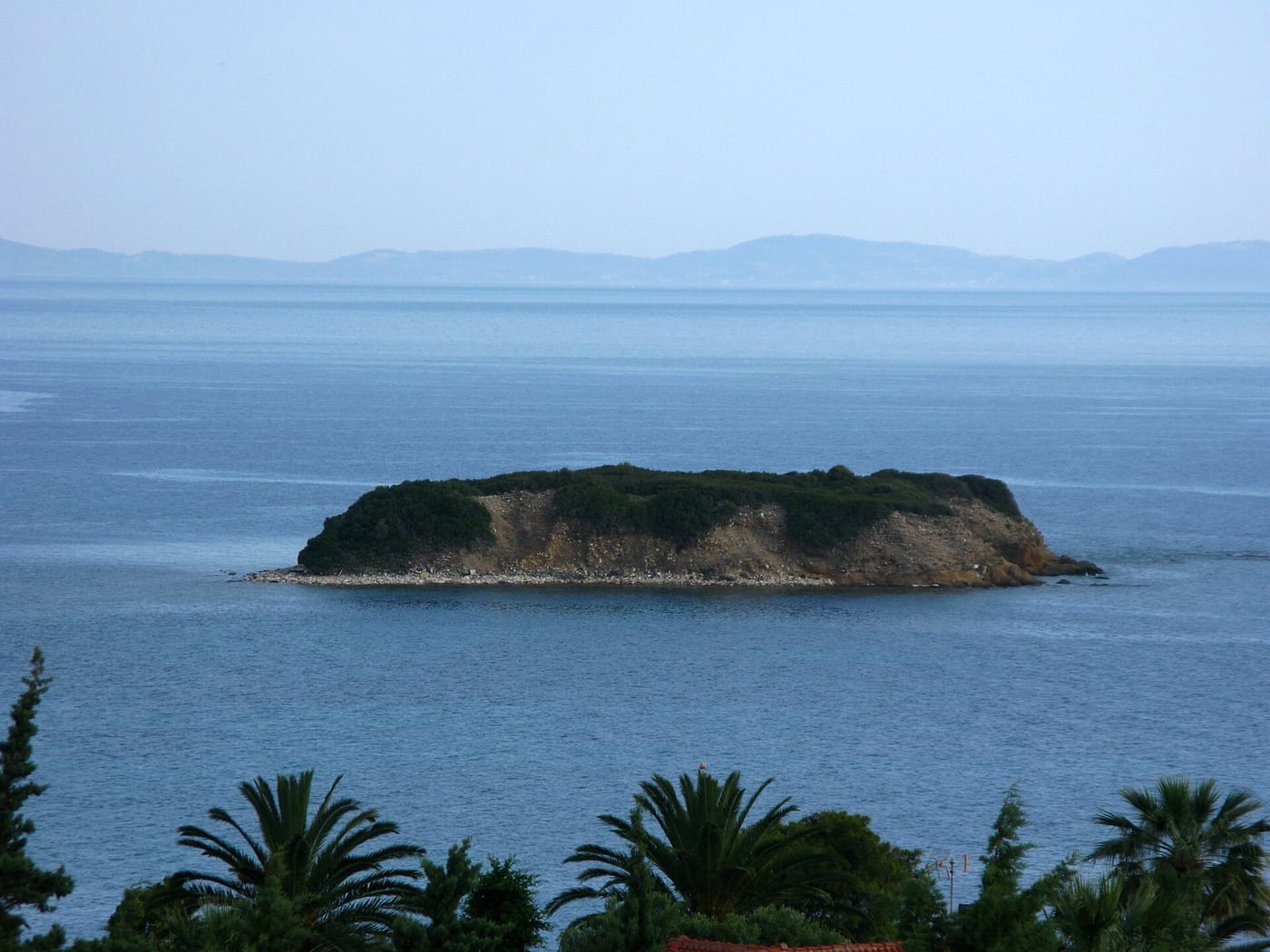 A pine-backed turquoise beach in Halkidiki near Thessaloniki