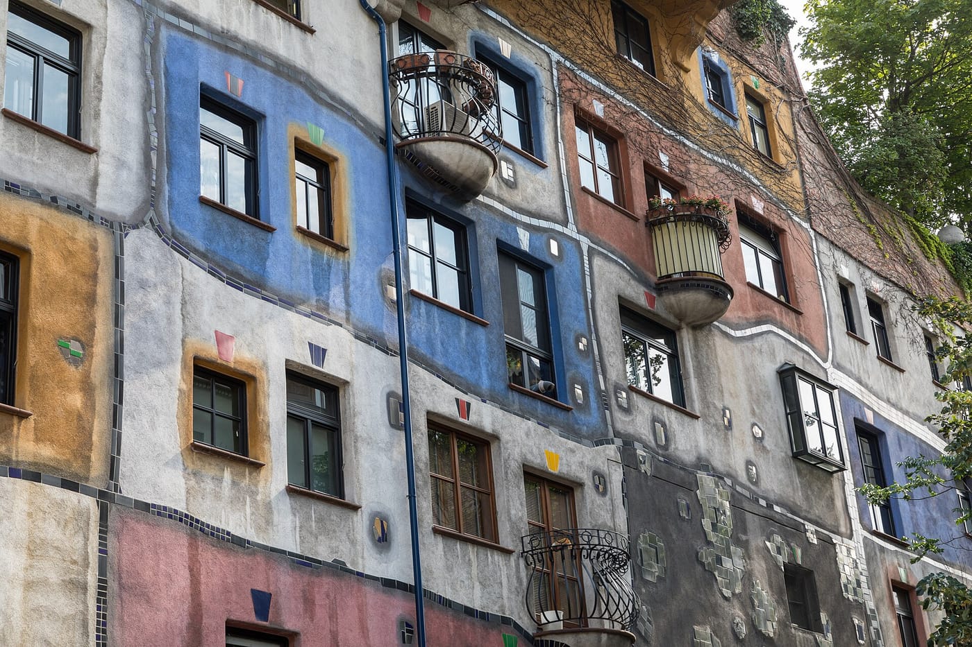 The Hundertwasserhaus, Vienna